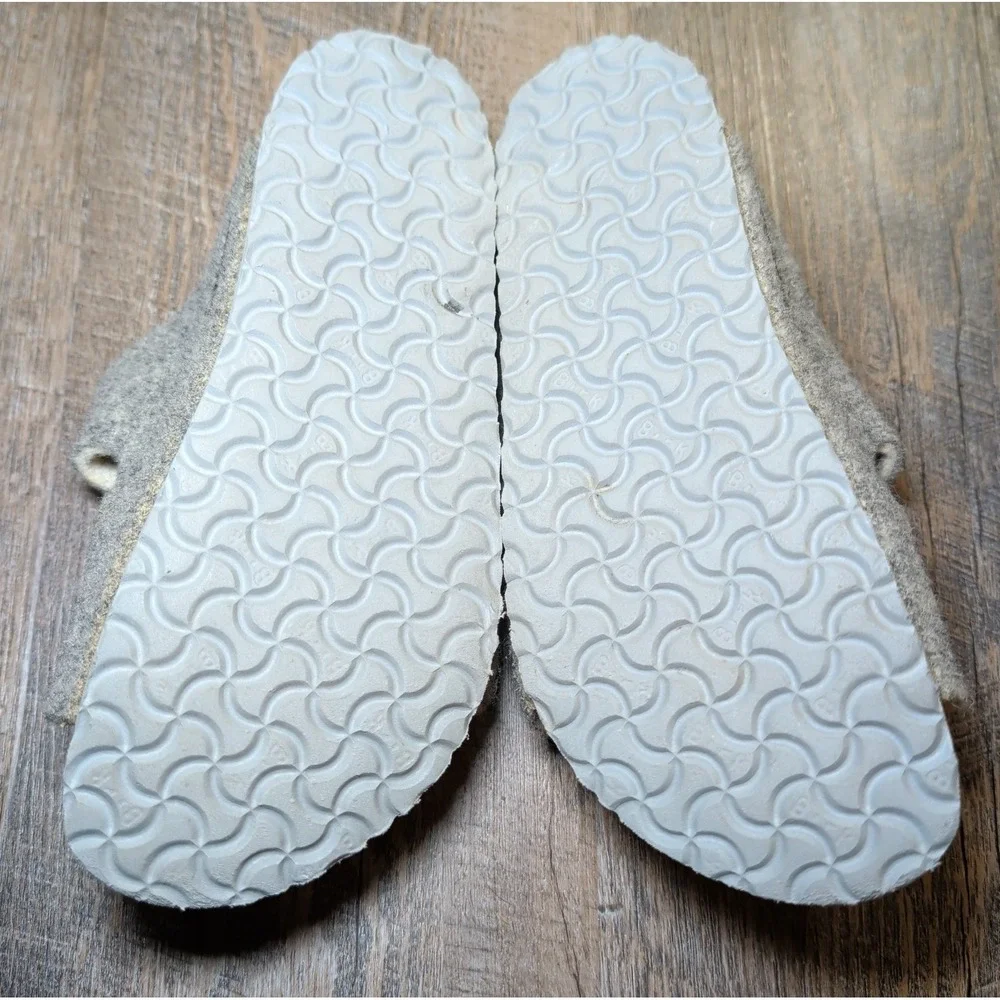 Birkenstock Arizona Rivet Gray Wool Shearling Buckle Sandals Girls Sz EU 33 US 2